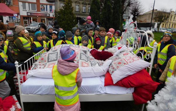 Obudzili Świętego (video)