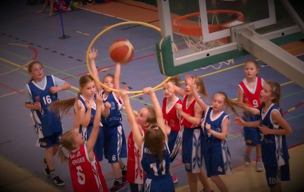 Wojewódzki turniej koszykówki (video)